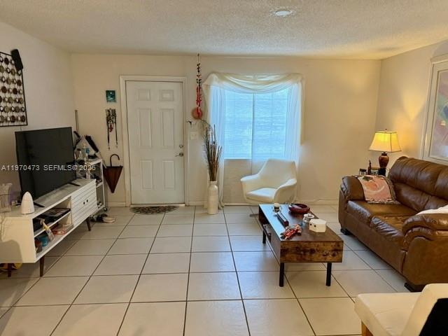 PALM TOWNHOUSE CONDO - Residential