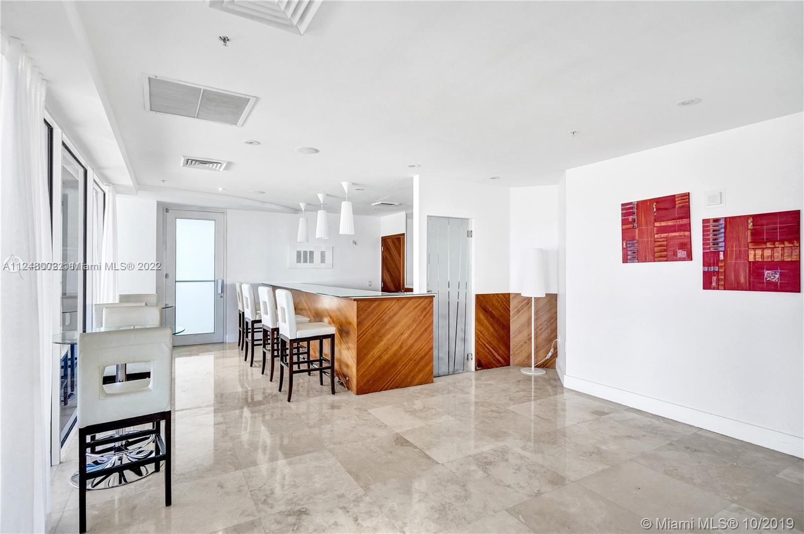 LA GORCE PALACE CONDO - Residential Lease