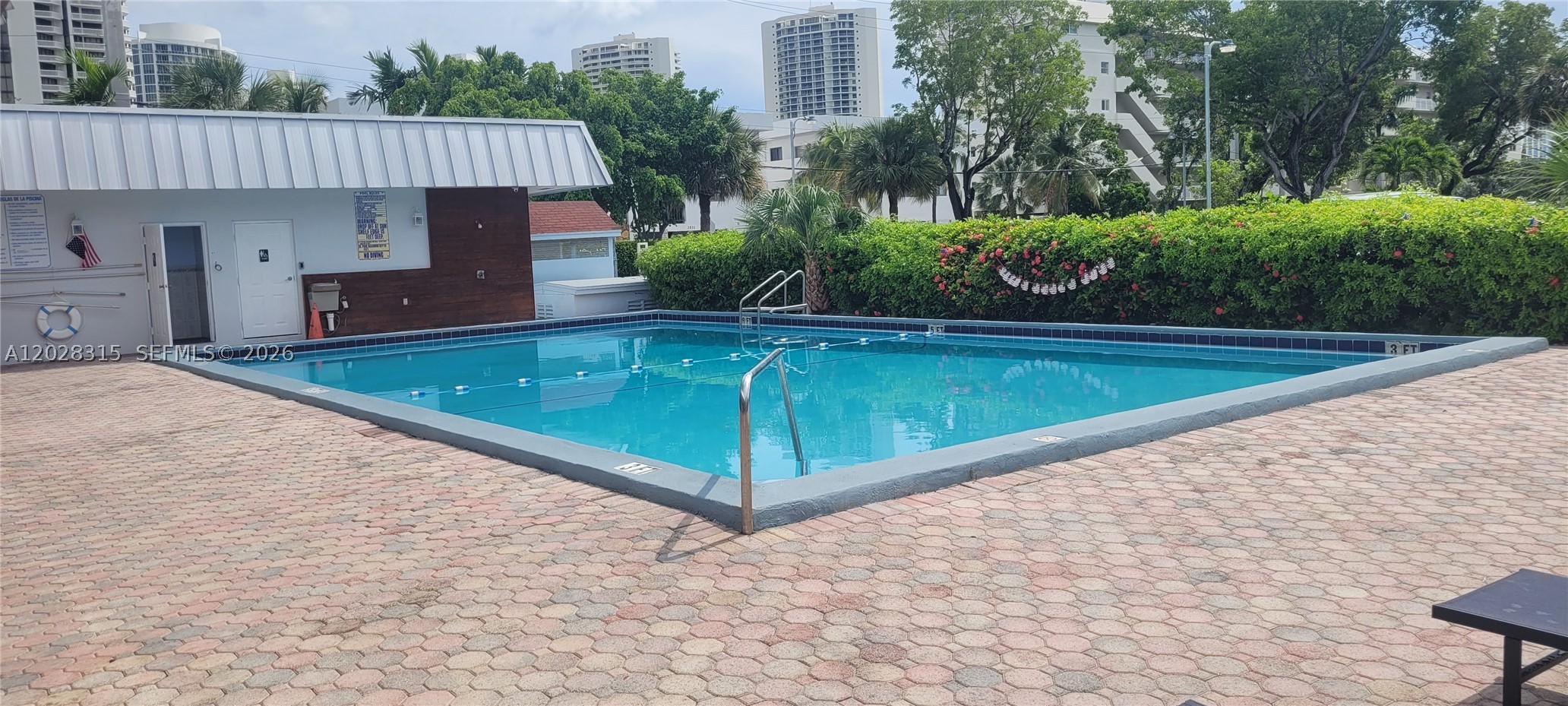 EDEN ISLES CONDO NO 7 - Residential