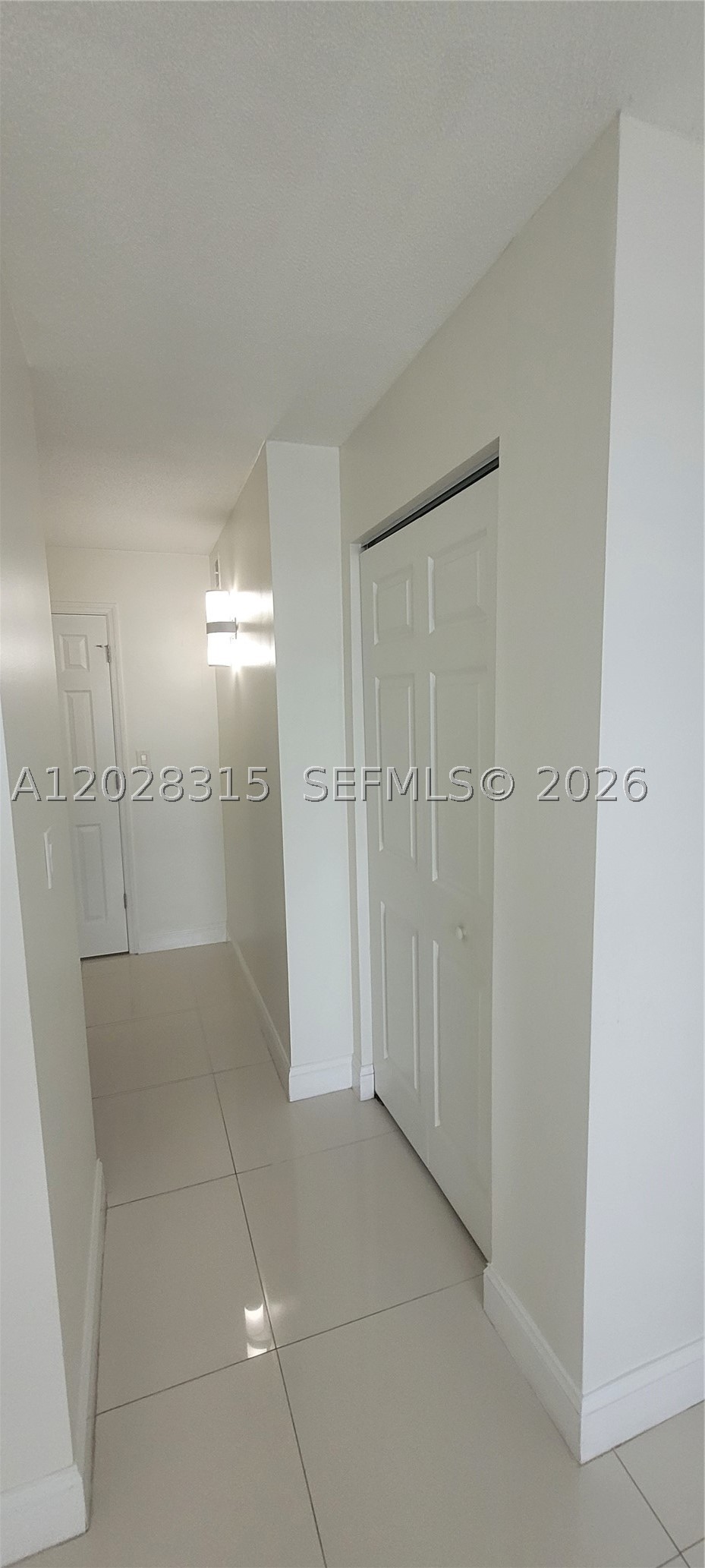 EDEN ISLES CONDO NO 7 - Residential