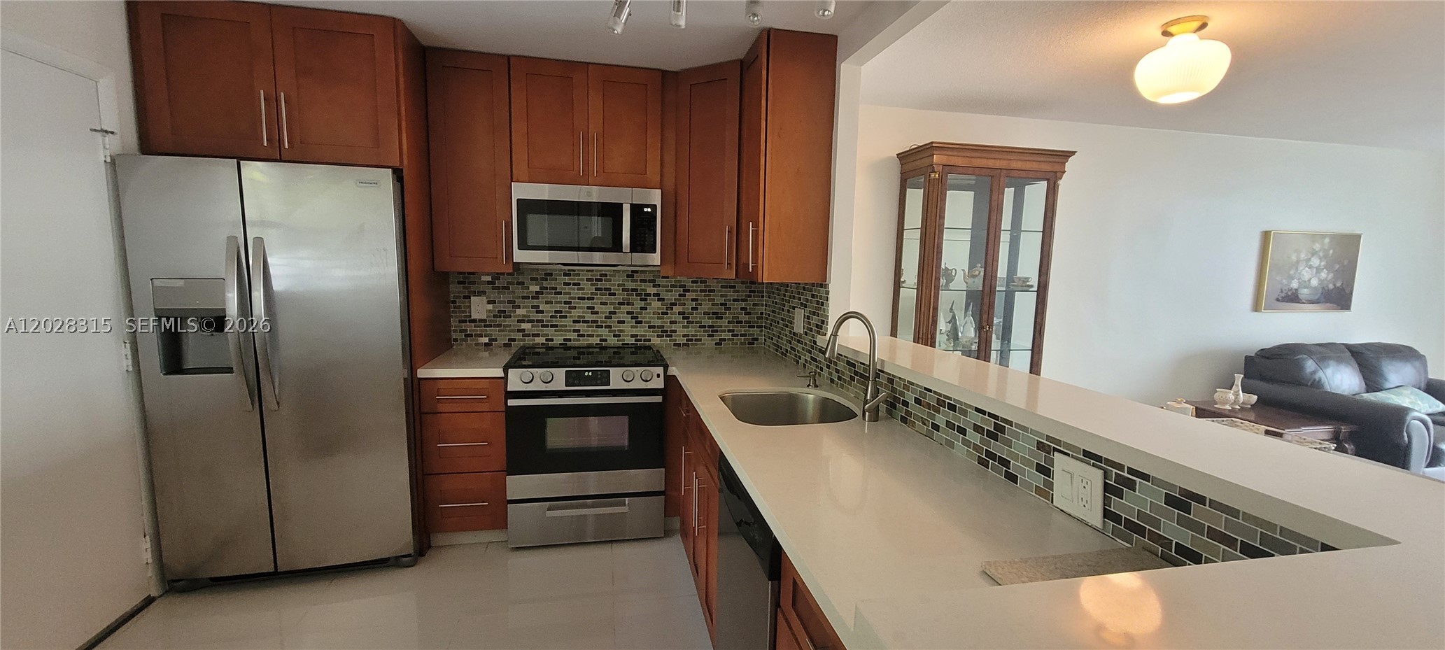 EDEN ISLES CONDO NO 7 - Residential