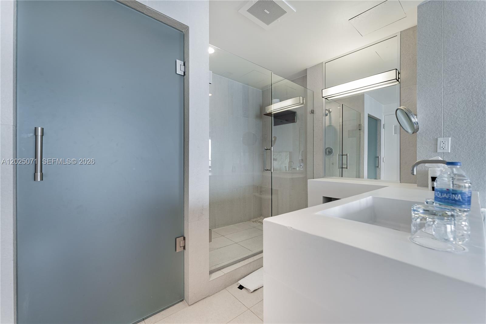 FORT LAUDERDALE RESIDENCE - Residential