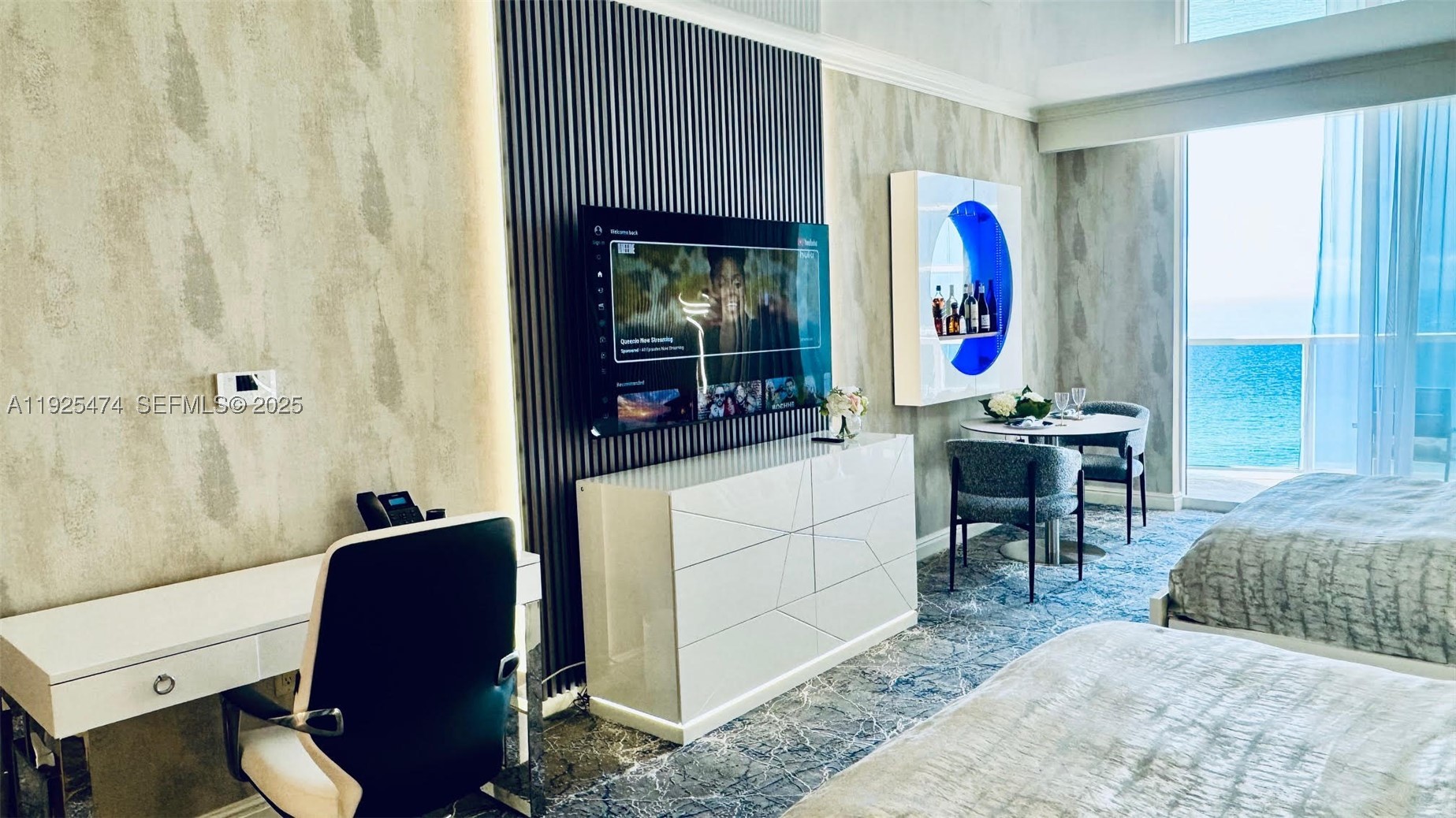 TRUMP INTERNATIONAL SONES - Residential