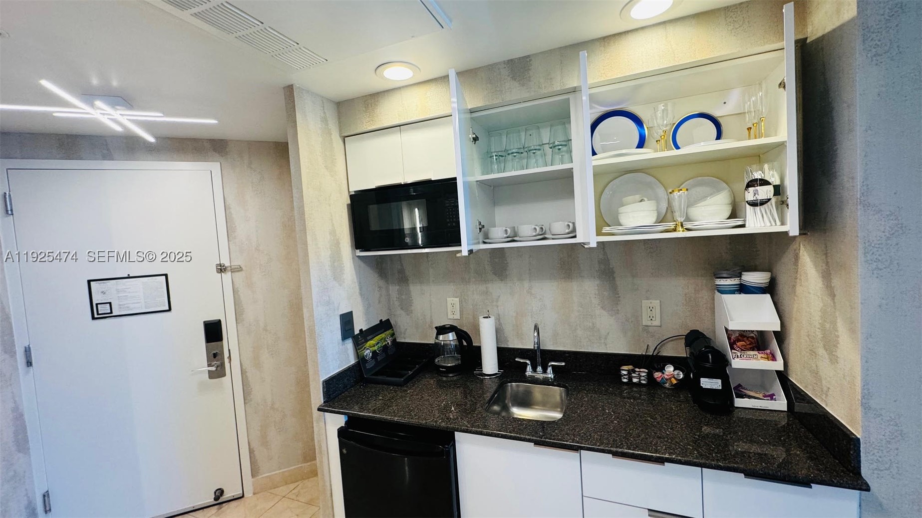 TRUMP INTERNATIONAL SONES - Residential