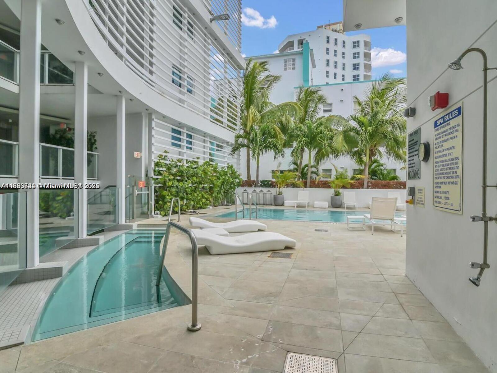 BAY HARBOUR ISLAND - Residential