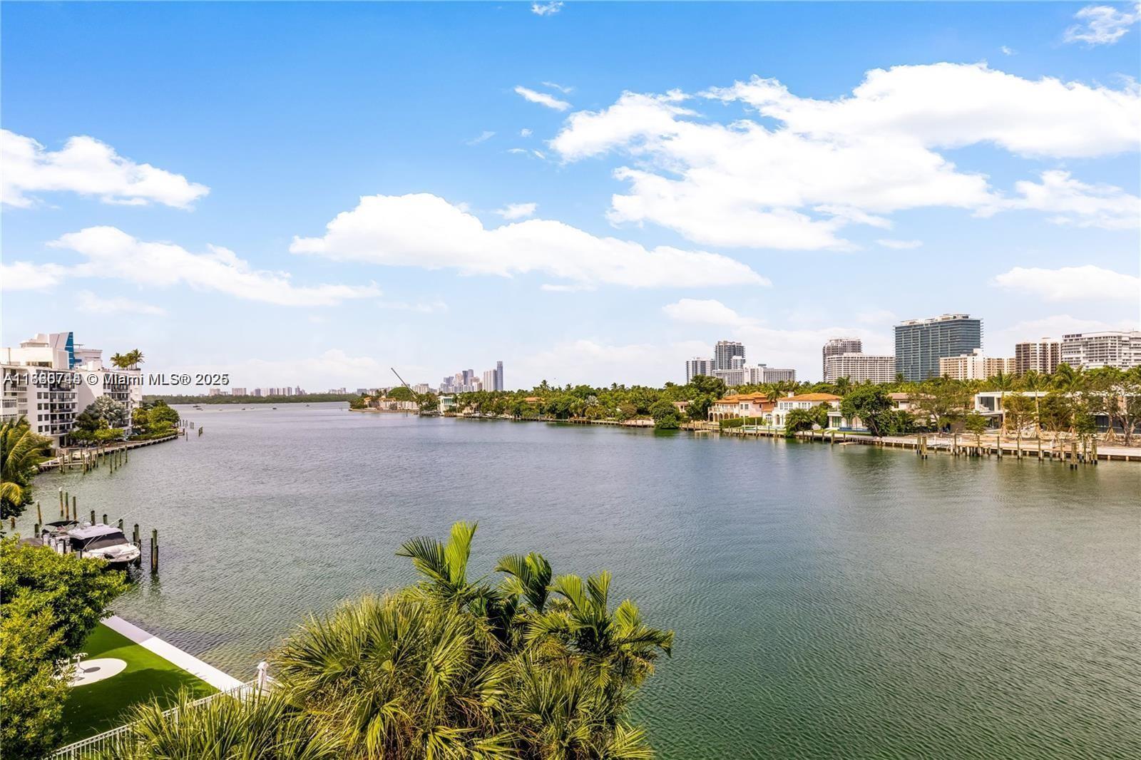 BAY HARBOUR ISLAND - Residential