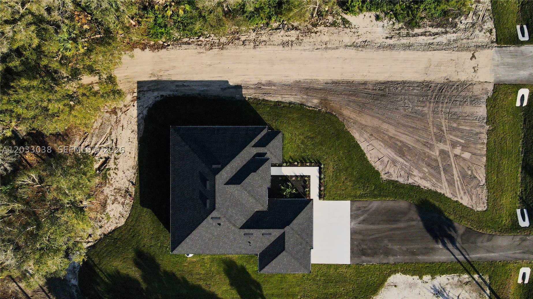 GOLDEN GATE ESTATES - Residential