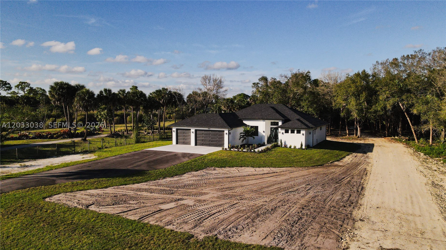 GOLDEN GATE ESTATES - Residential