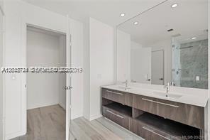 GRAN PARAISO - Residential Lease