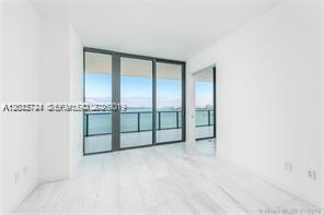 GRAN PARAISO - Residential Lease