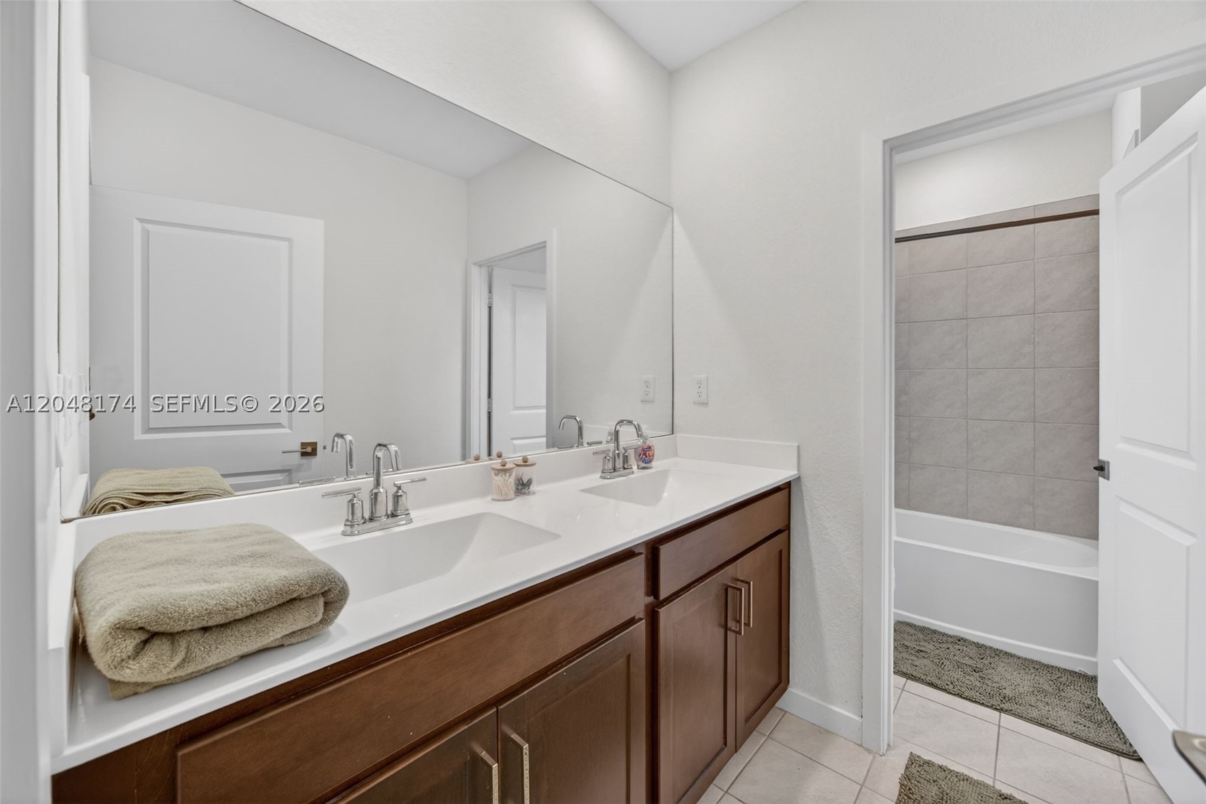 CEDAR AT KEYS GATE - Residential