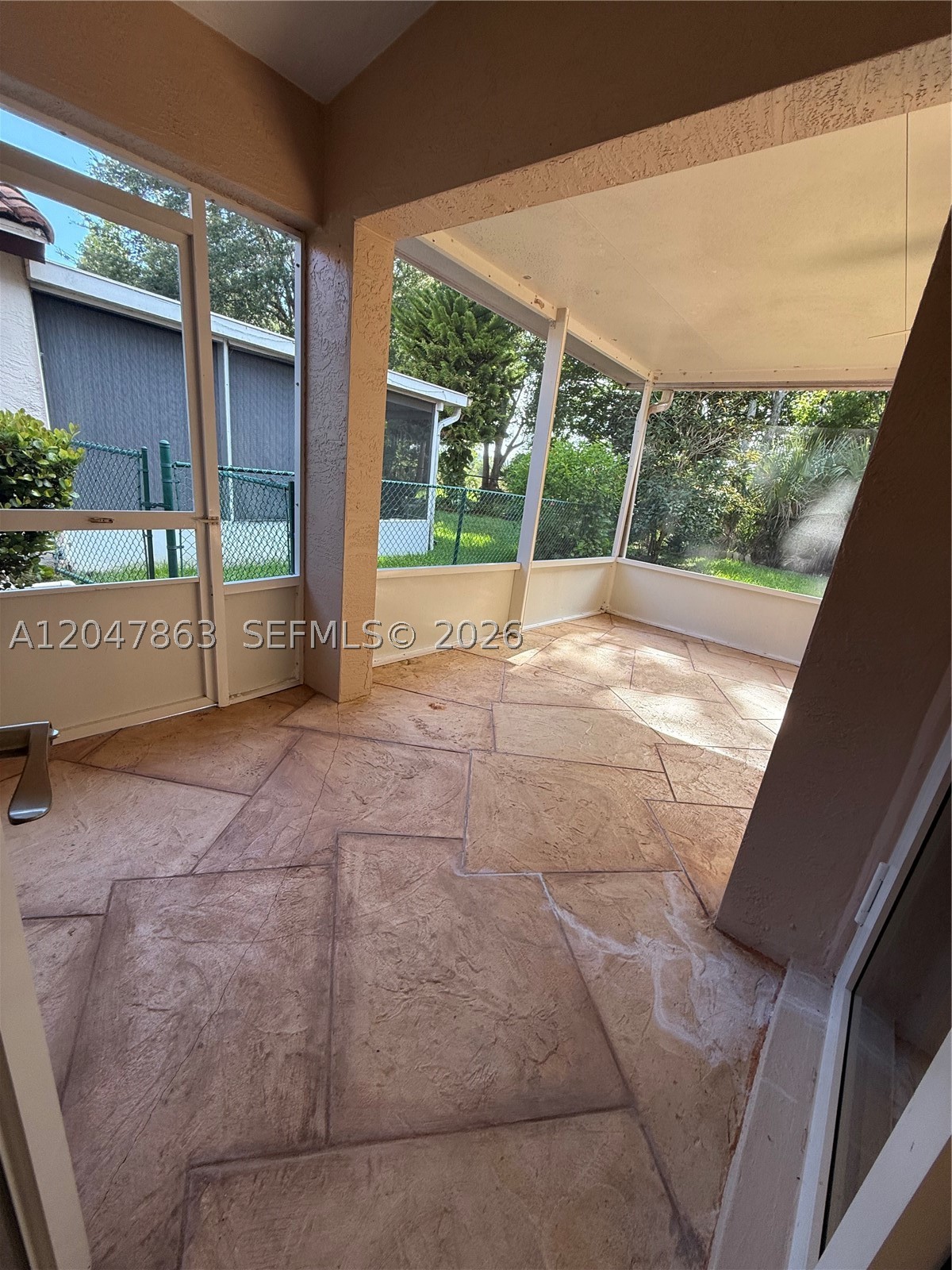 CHAPEL TRAIL II - Residential Lease
