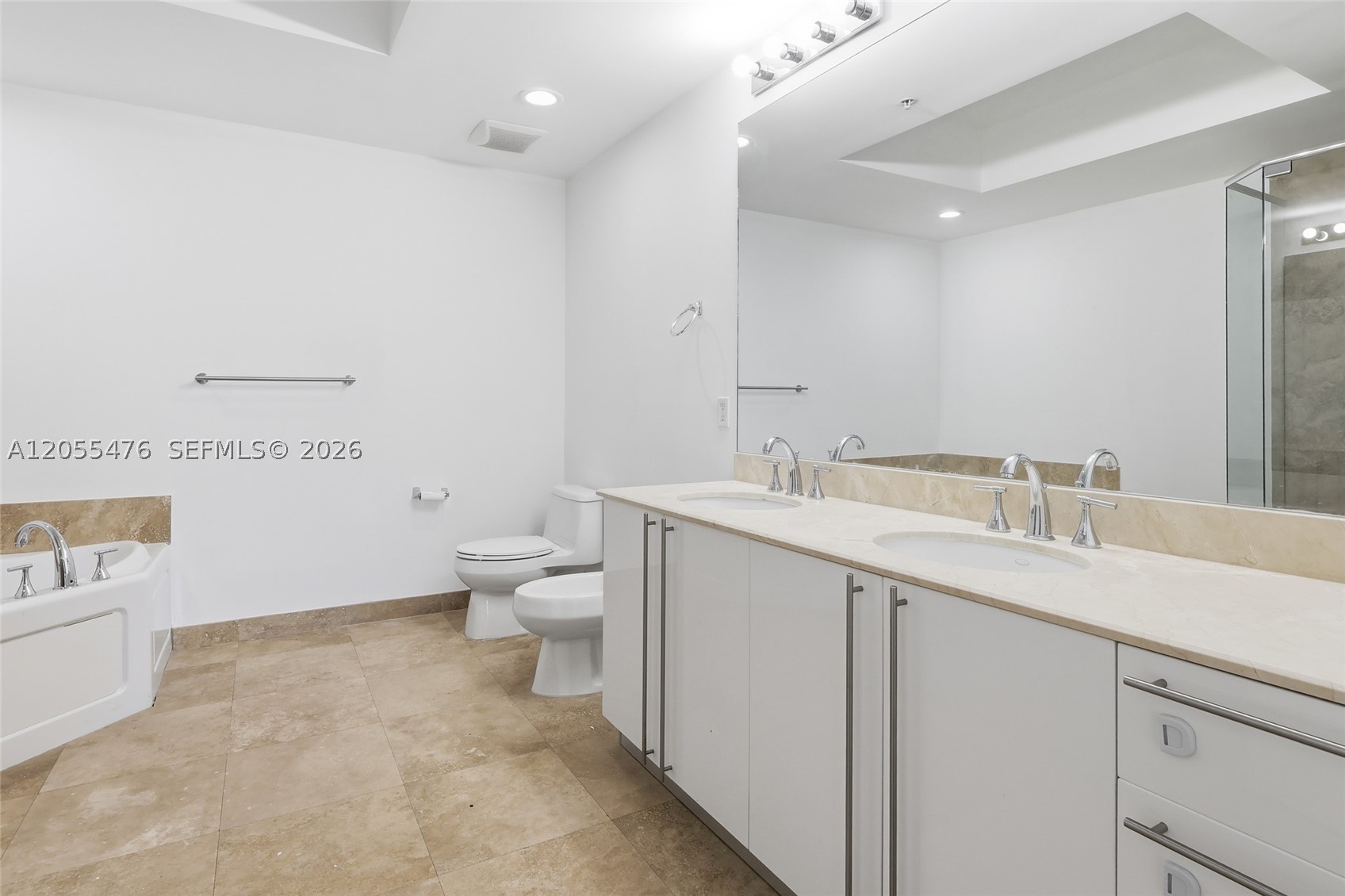 3030 AVENTURA CONDO - Residential Lease