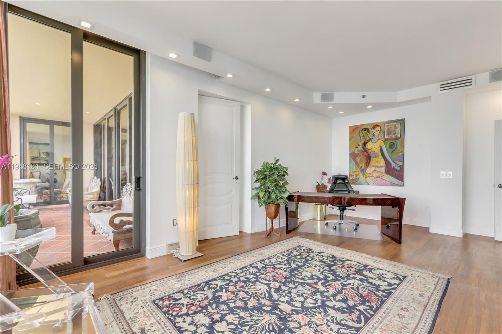 JOCKEY CLUB III CONDO - Residential