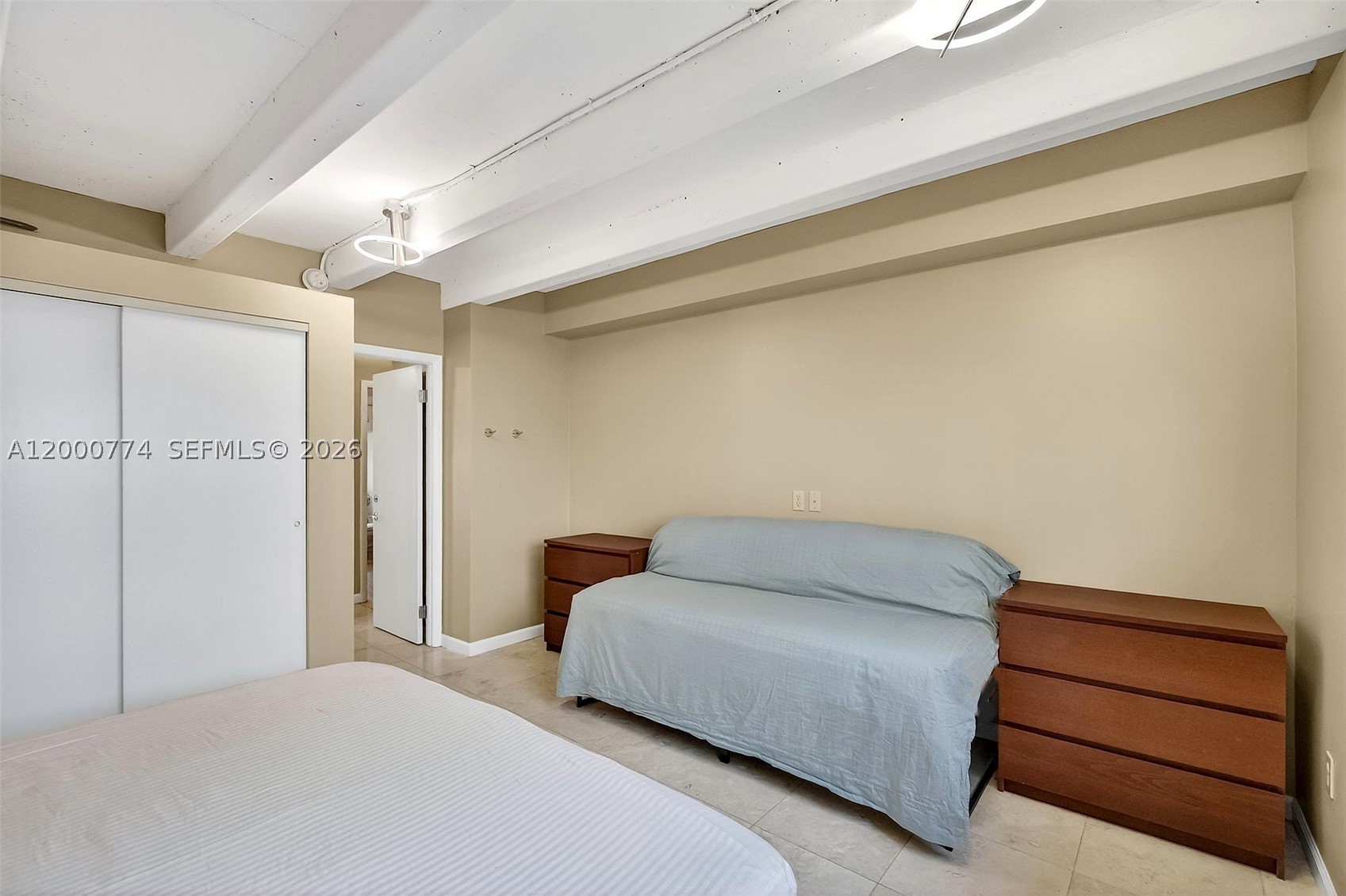 DREXEL 15 CONDO - Residential