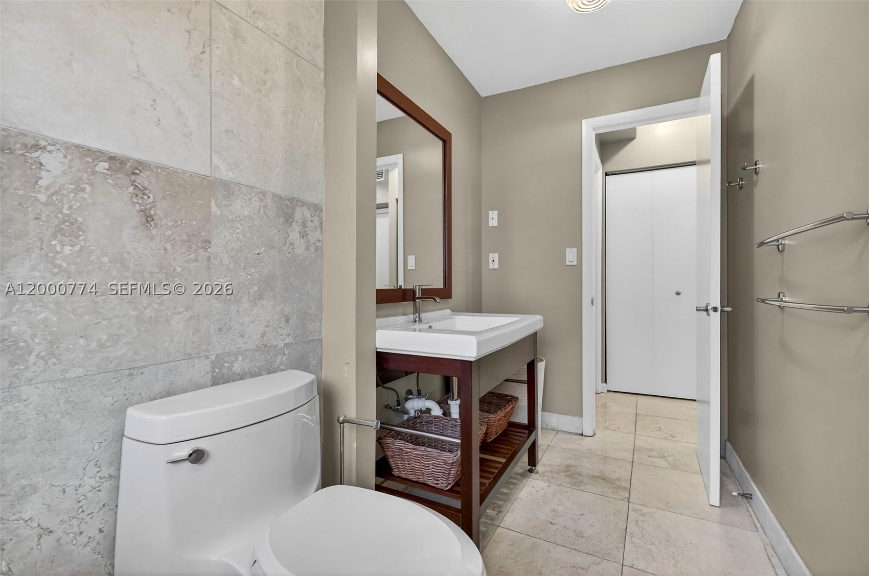 DREXEL 15 CONDO - Residential