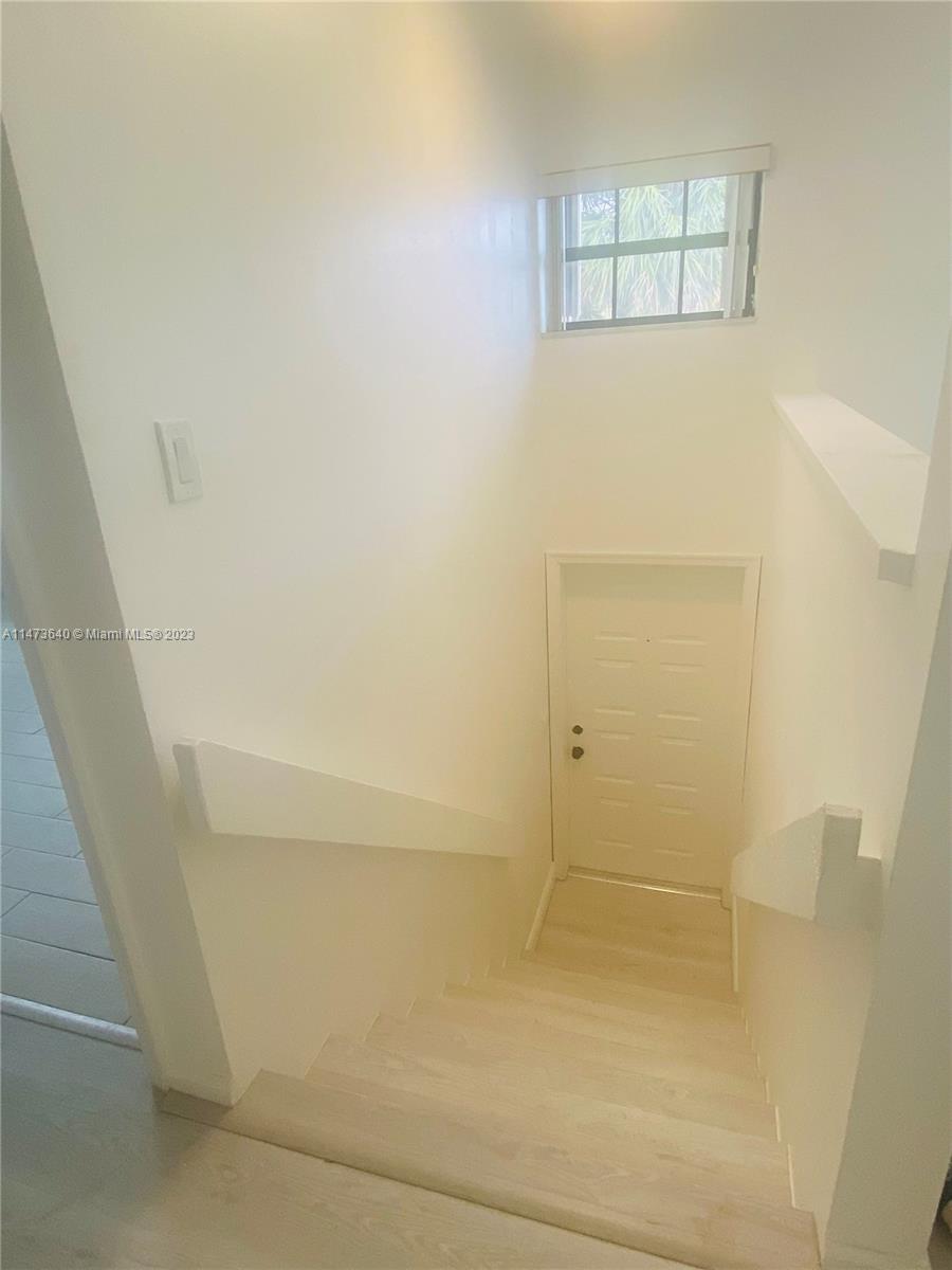 LINCOLN SQUARE CONDO - Residential Lease
