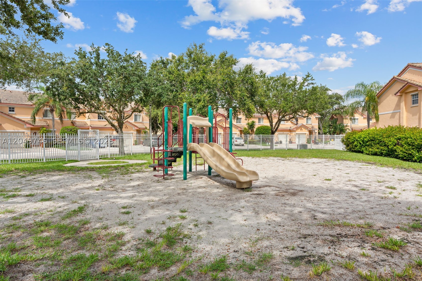 UNIVERSITY PARK - Residential