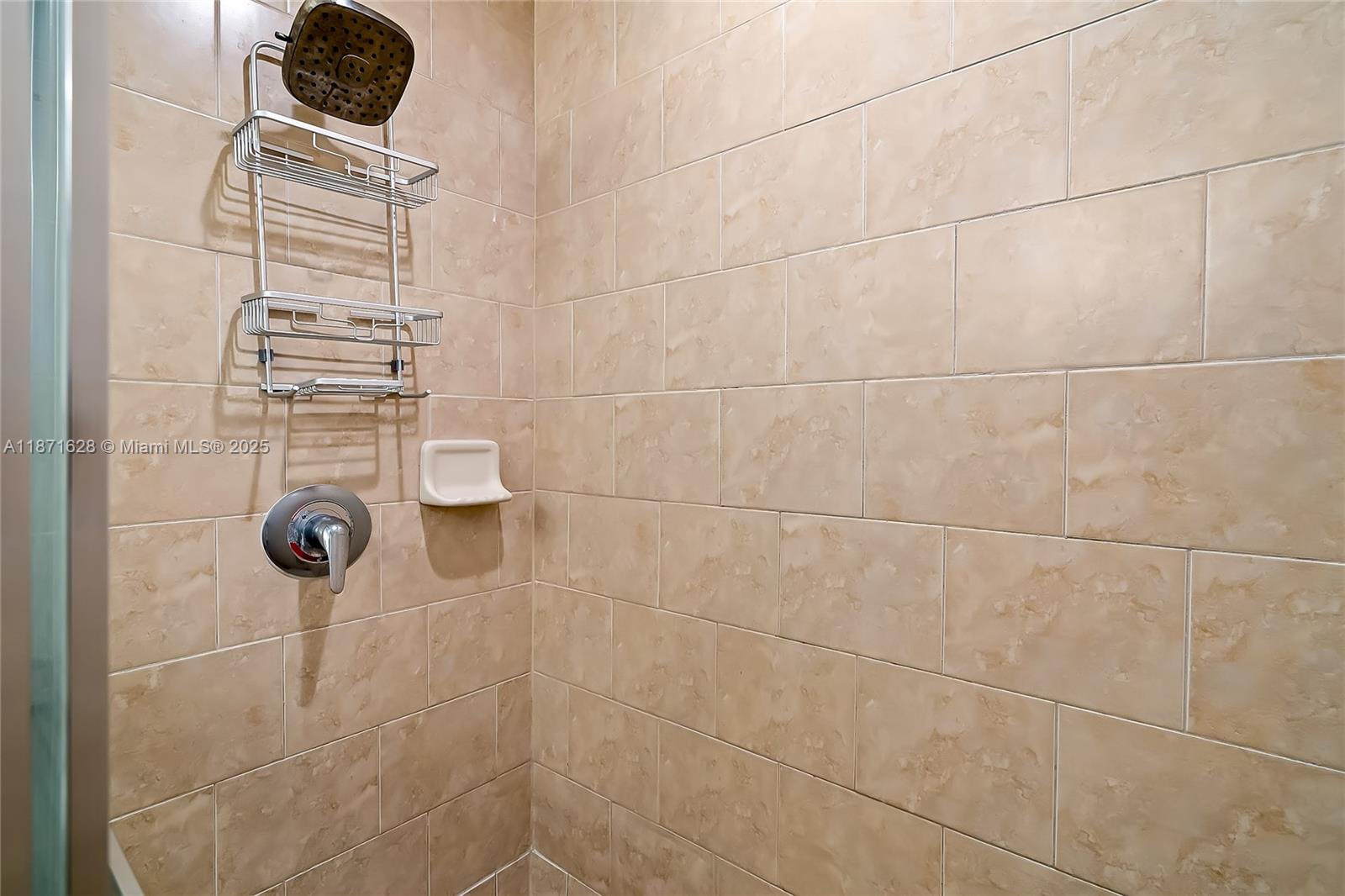 ALAQUA CONDO - Residential