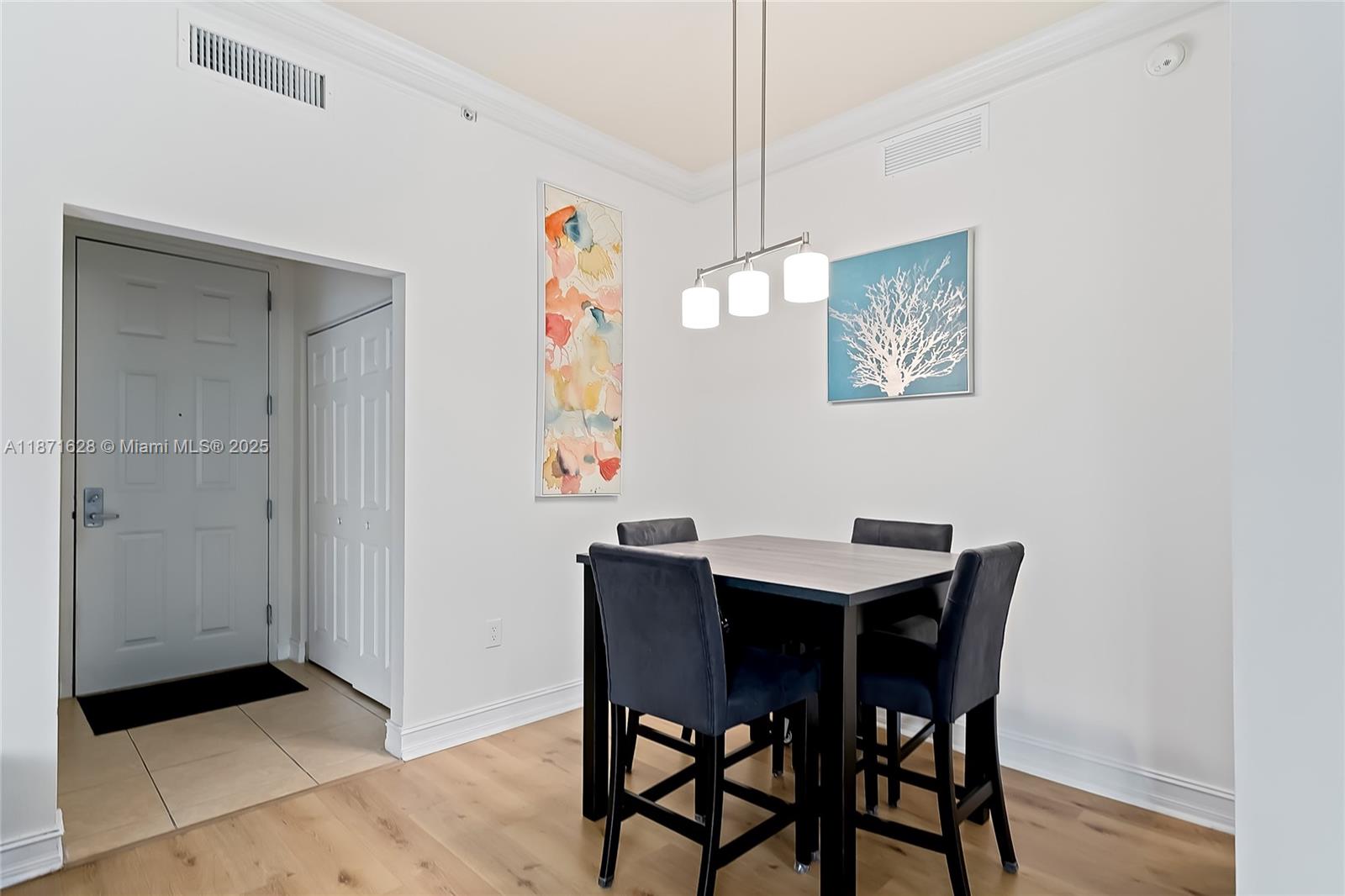 ALAQUA CONDO - Residential