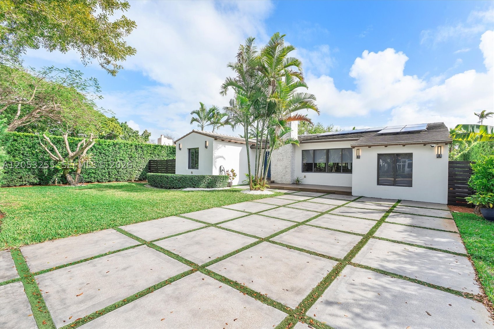 MIAMI SHORES SEC 3 - Residential Lease