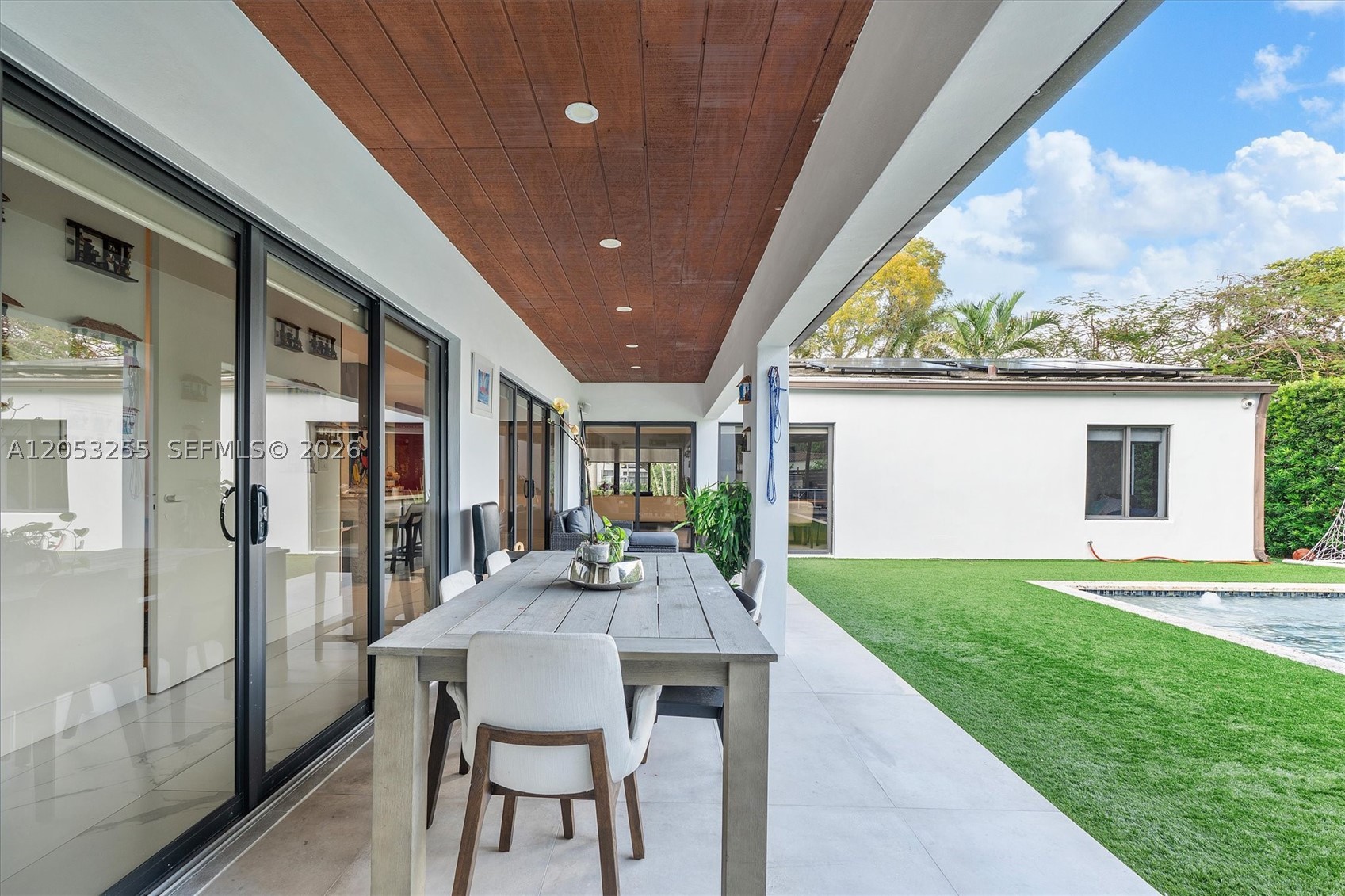 MIAMI SHORES SEC 3 - Residential Lease