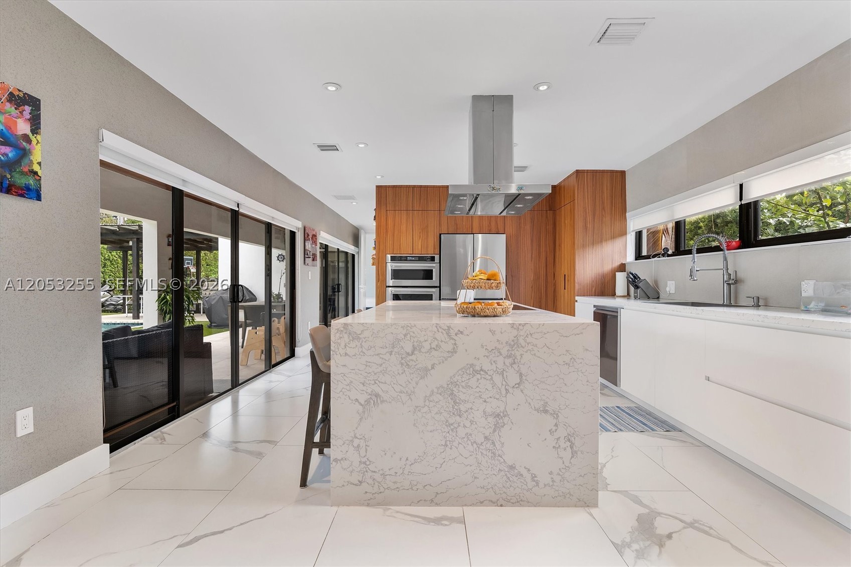MIAMI SHORES SEC 3 - Residential Lease