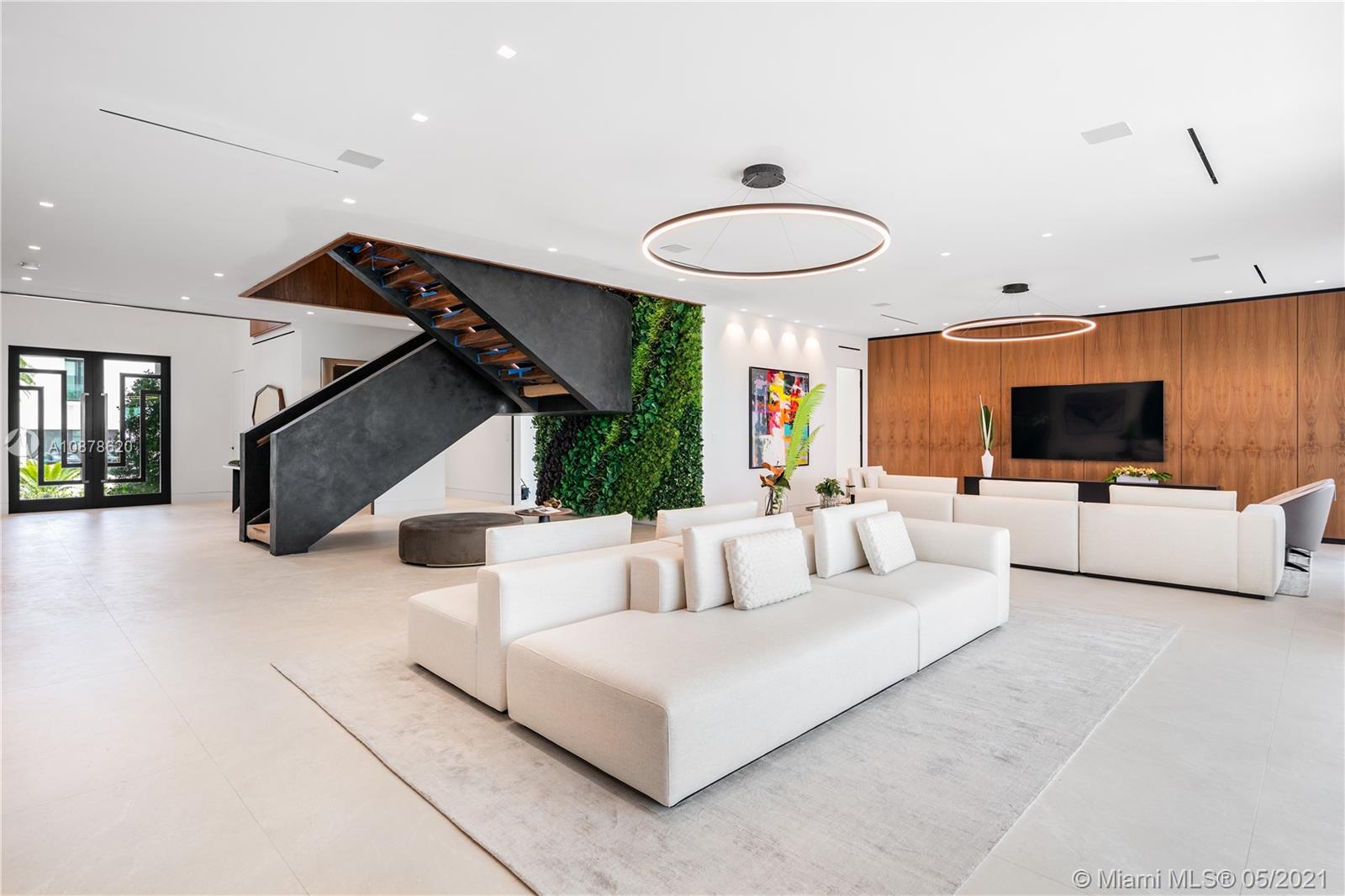 BAY HARBOR ISLAND - Residential