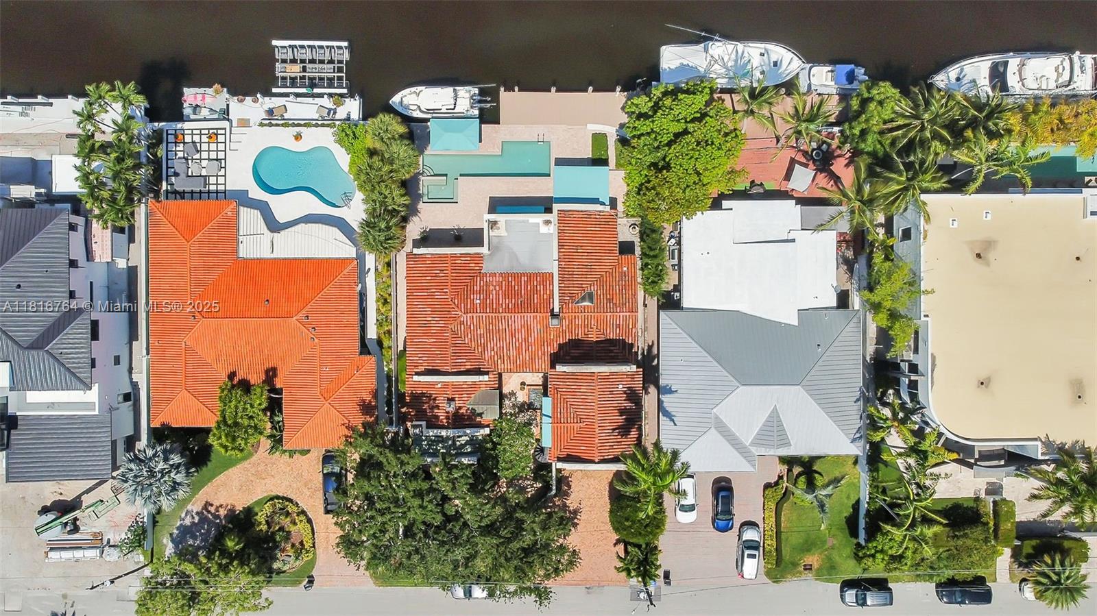 VENICE RESUB OF BLKS 5 & - Residential