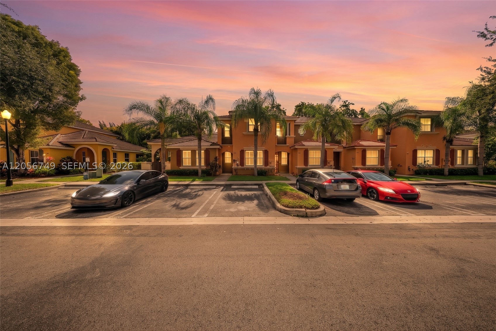 MARBELLA BAY - Residential