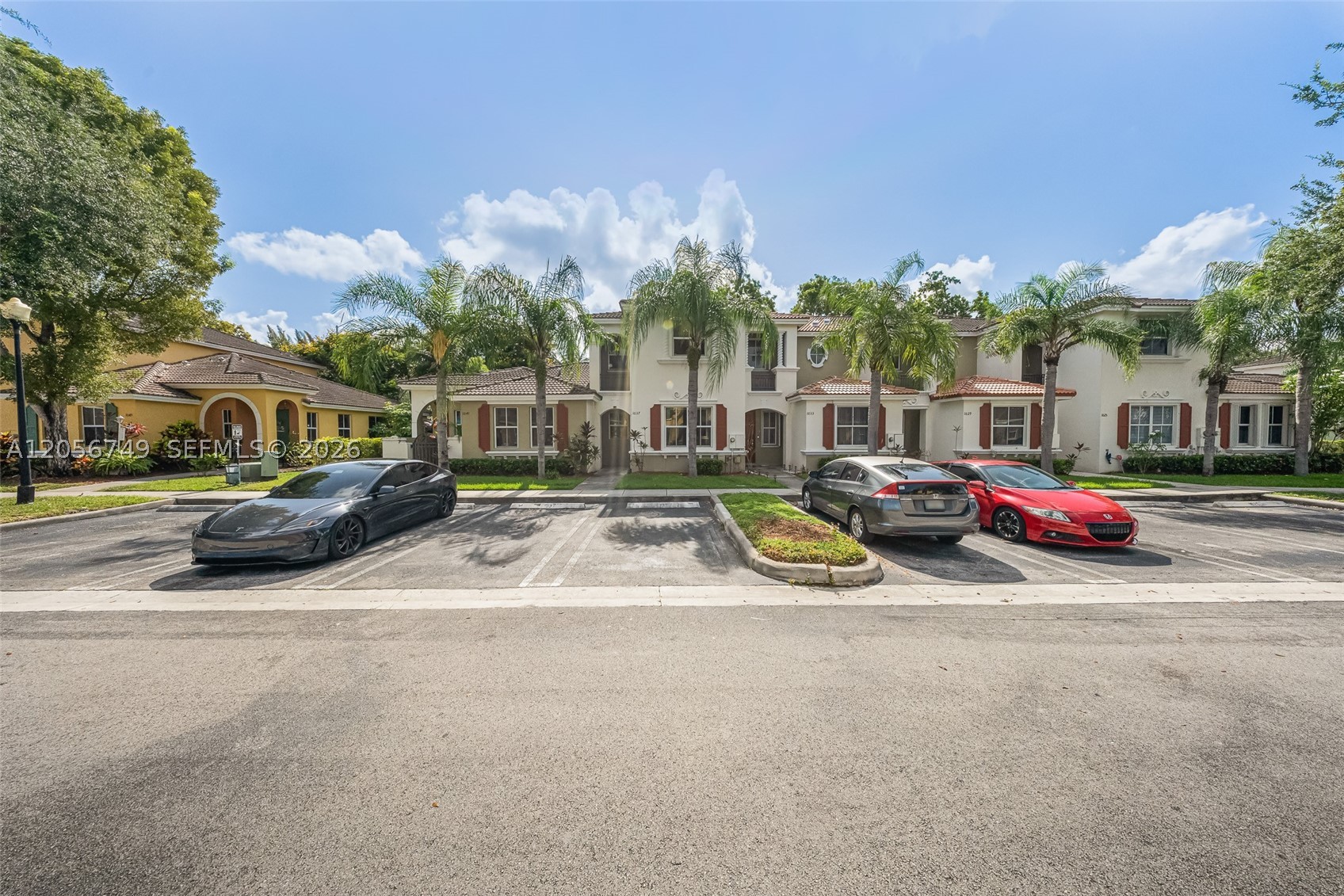 MARBELLA BAY - Residential