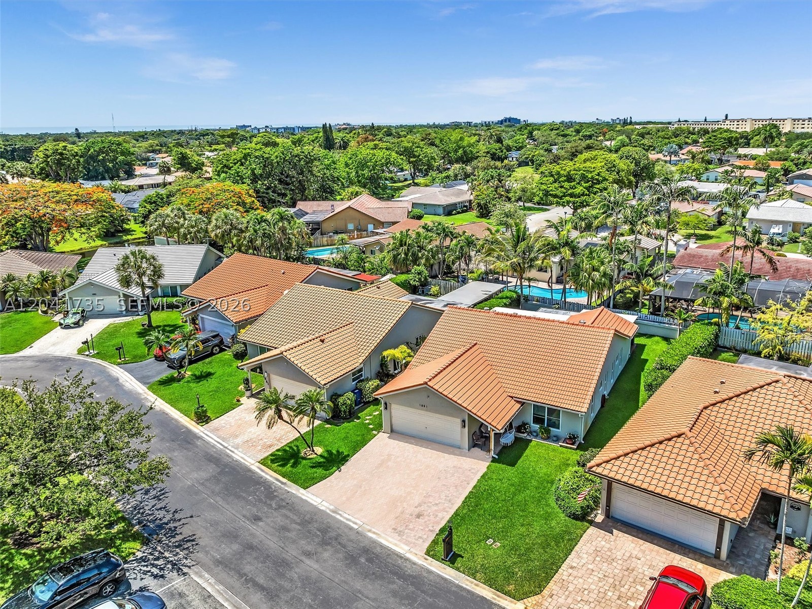 RAMBLEWOOD VILLAS - Residential