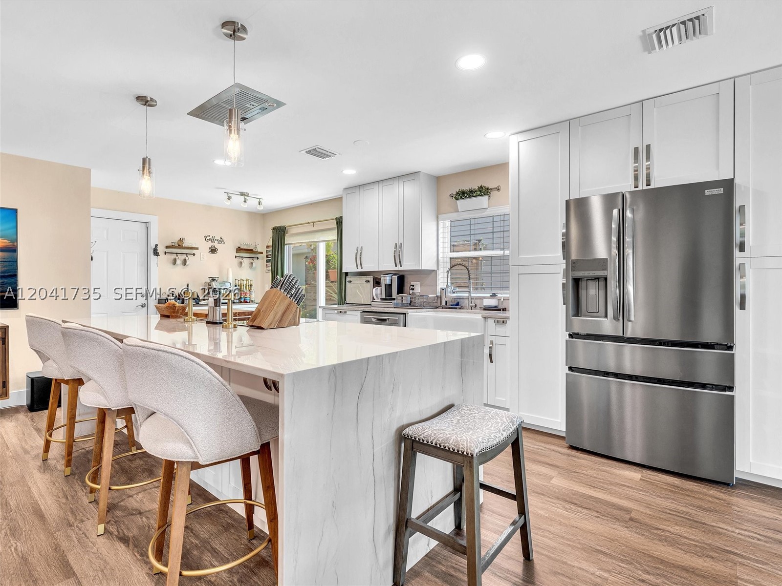 RAMBLEWOOD VILLAS - Residential