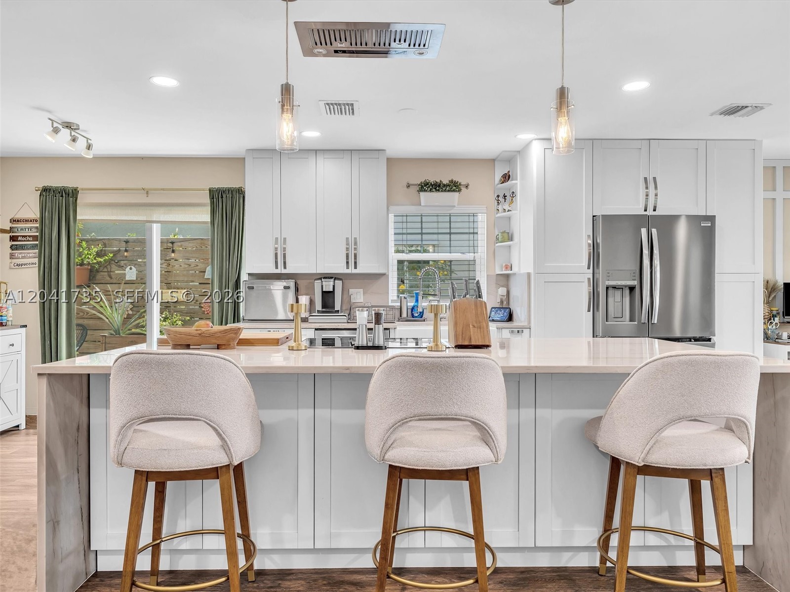 RAMBLEWOOD VILLAS - Residential
