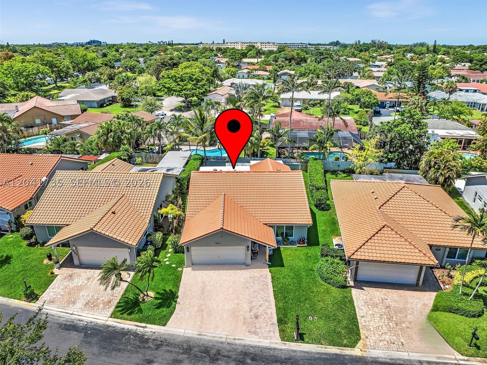 RAMBLEWOOD VILLAS - Residential