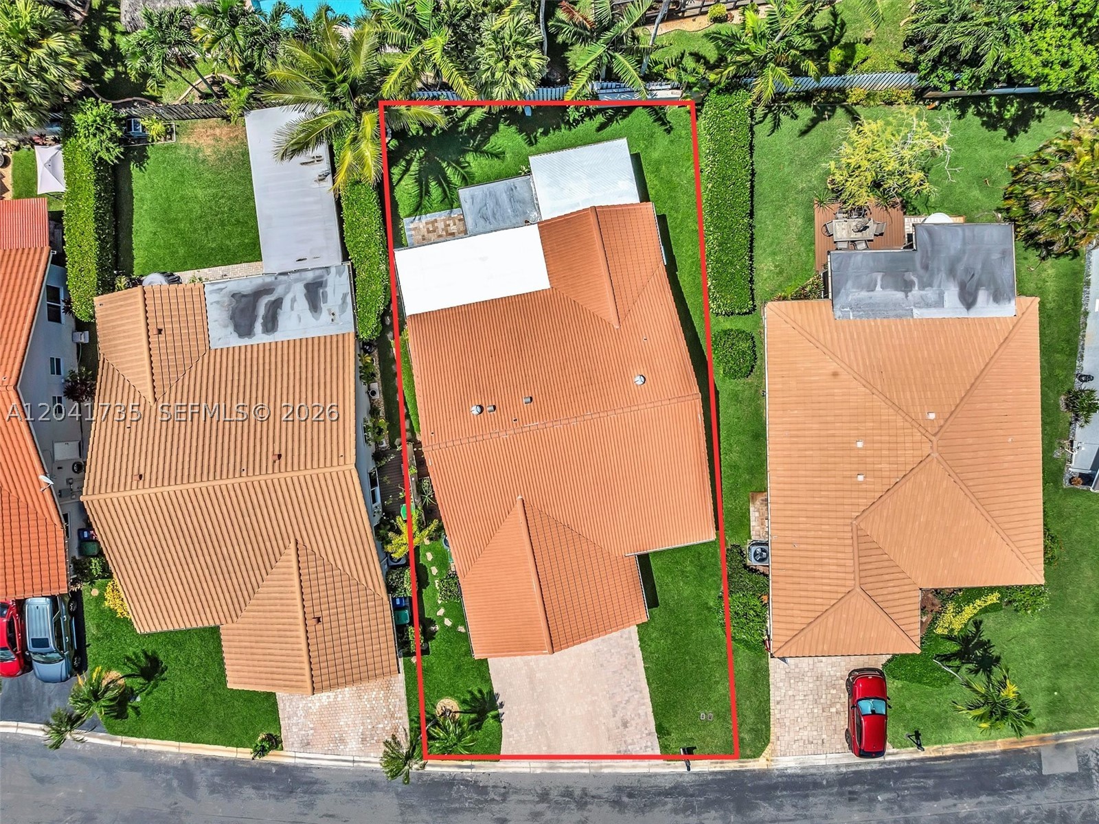 RAMBLEWOOD VILLAS - Residential