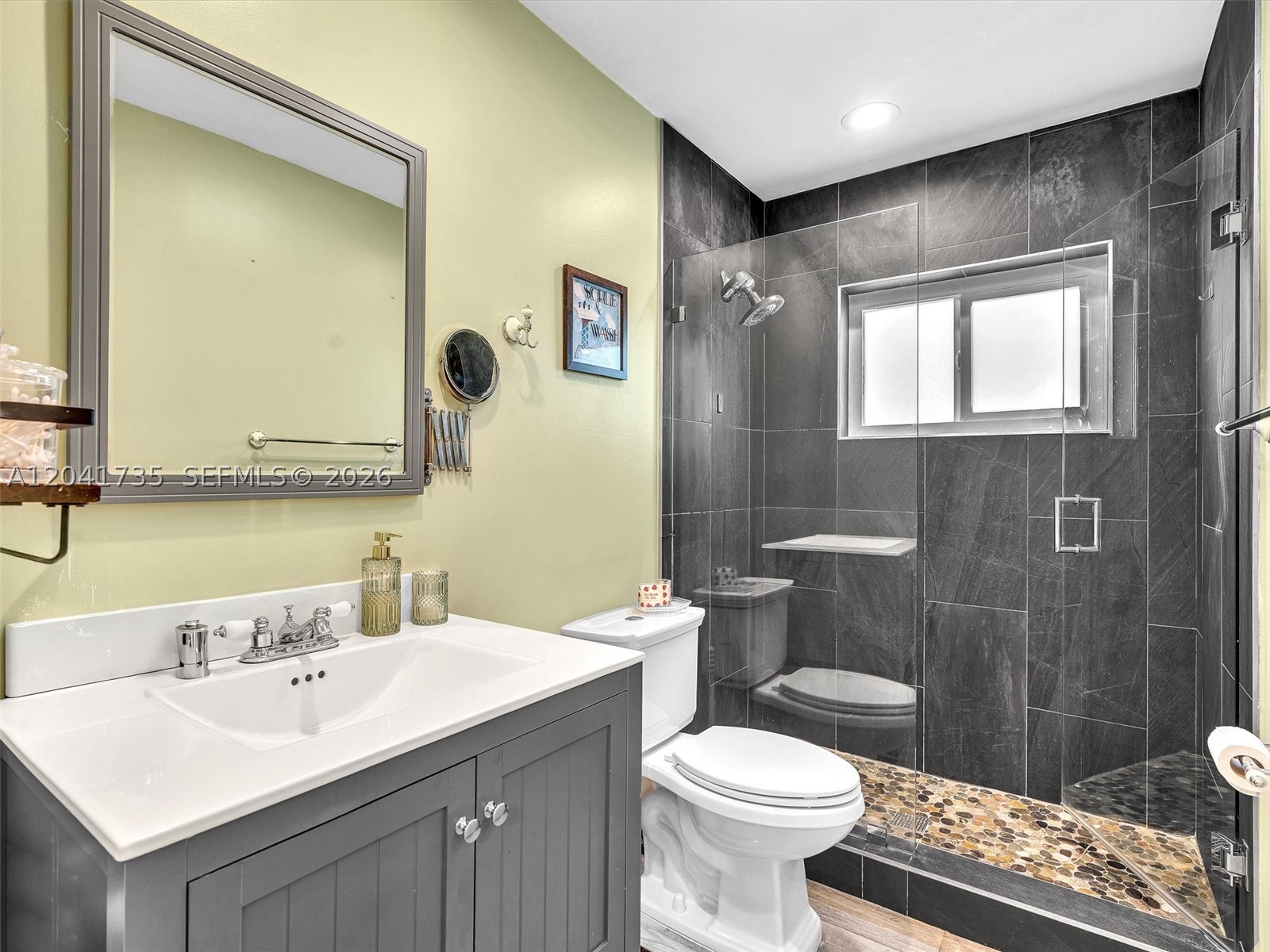RAMBLEWOOD VILLAS - Residential