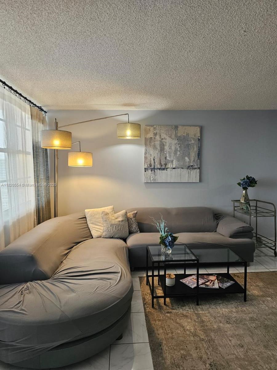 WINSTON TOWERS 200 - Residential