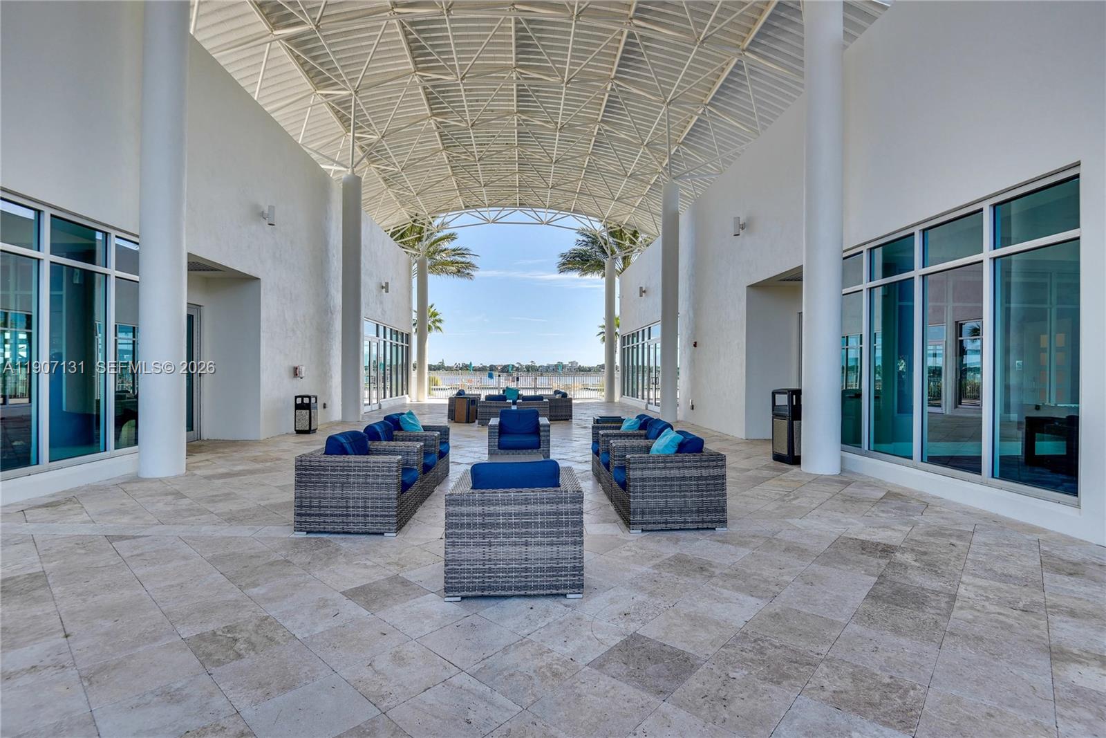 Marina Grande On The Halif - Residential