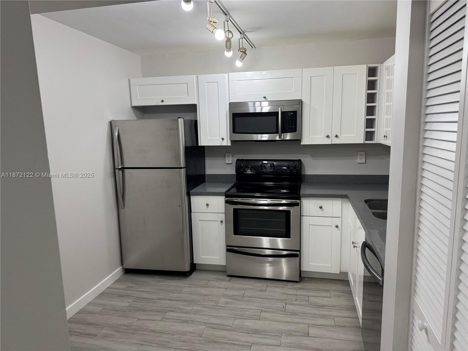 BELASERA AT PINE ISLAND C - Residential