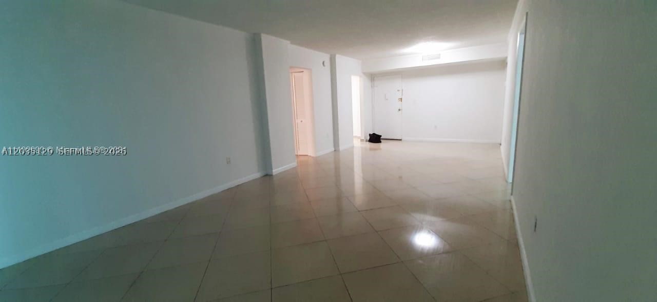 HARBOUR POINTE OF MIAMI C - Residential