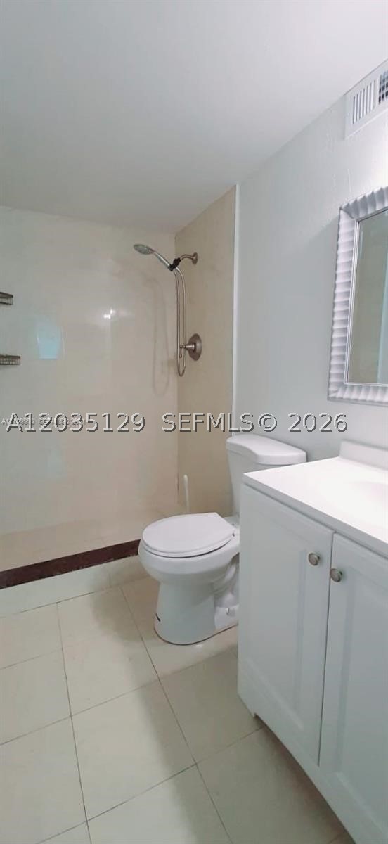 HARBOUR POINTE OF MIAMI C - Residential