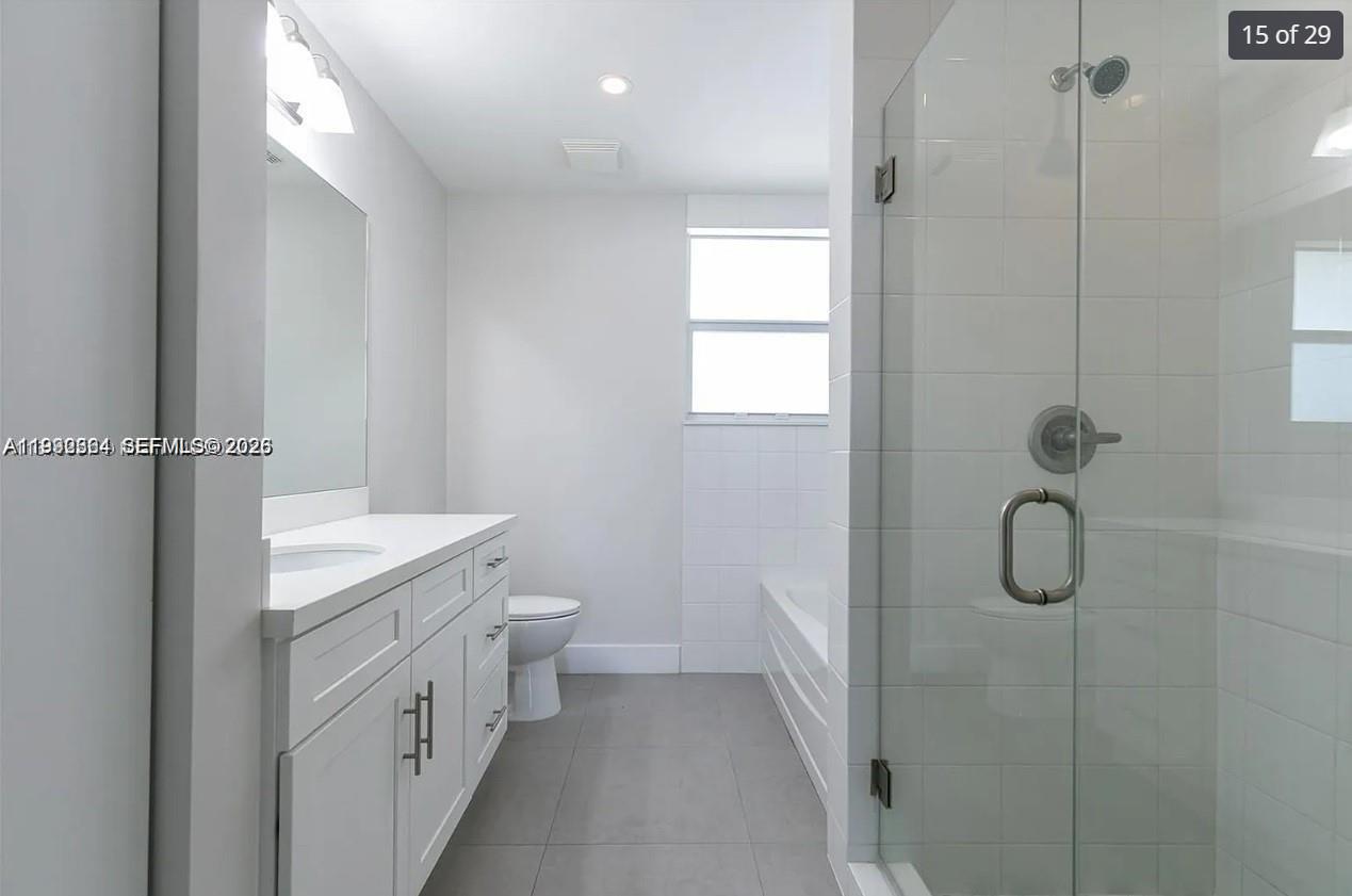DANIA PLACE PLACE - Residential