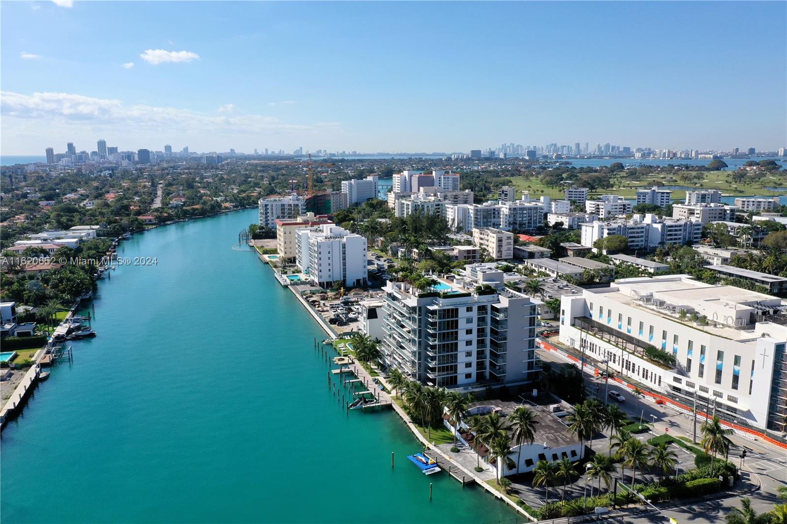 BAY HARBOUR ISLAND - Residential