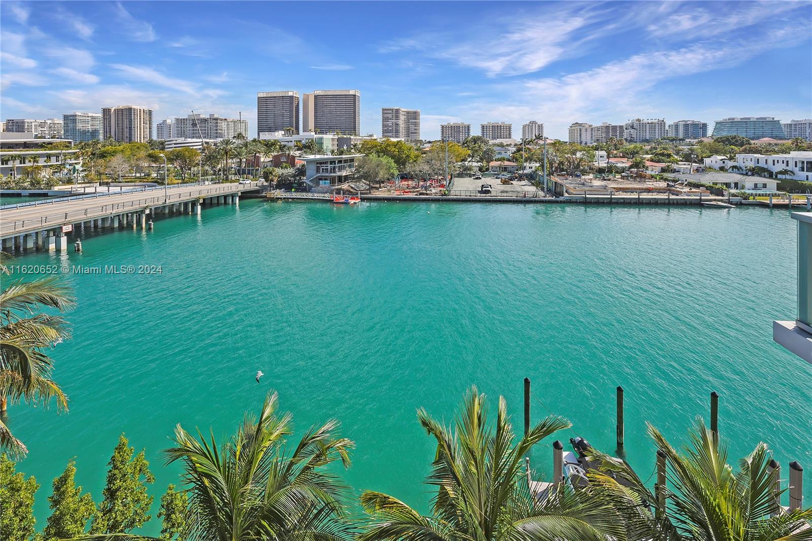 BAY HARBOUR ISLAND - Residential