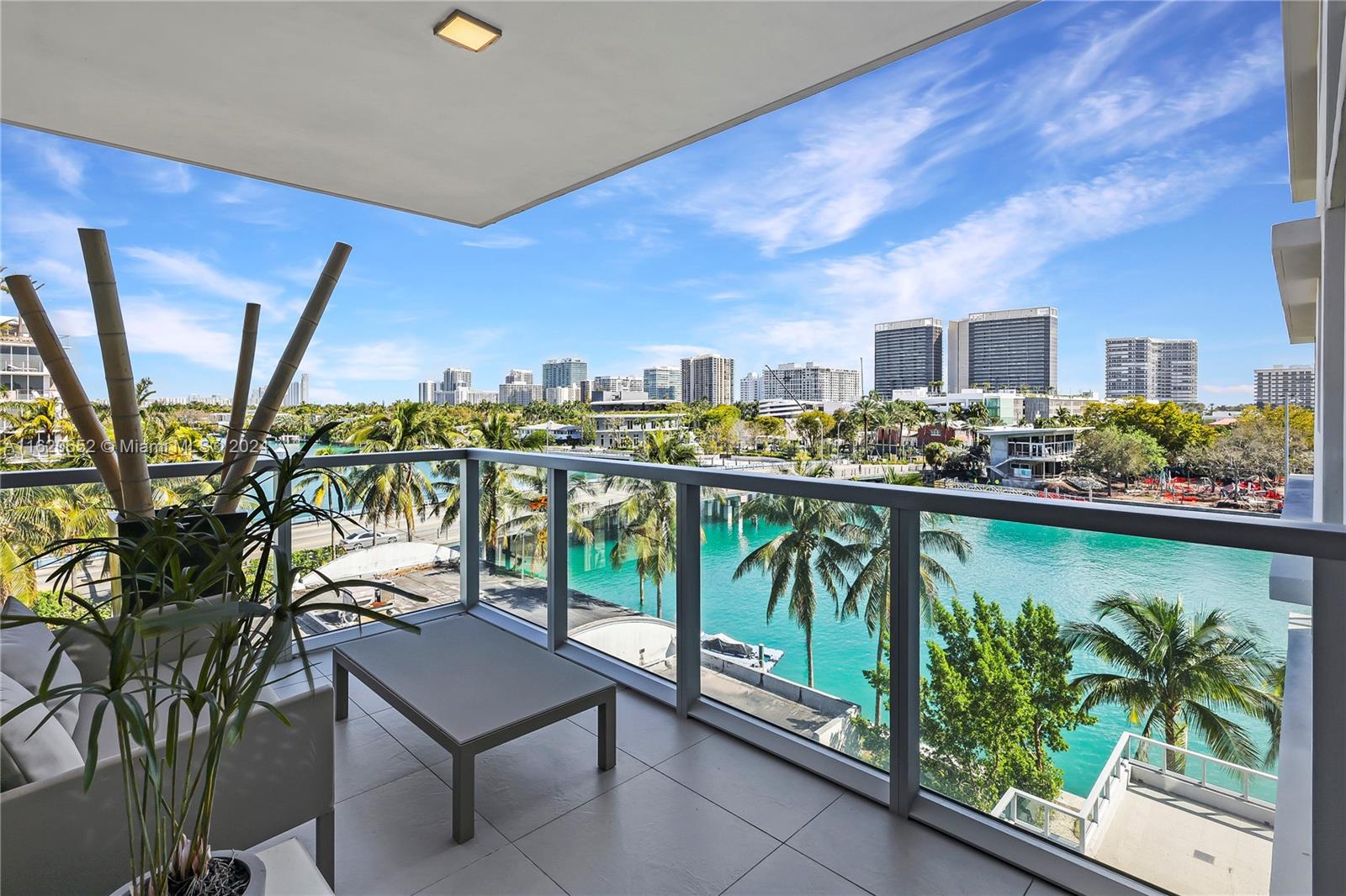 BAY HARBOUR ISLAND - Residential