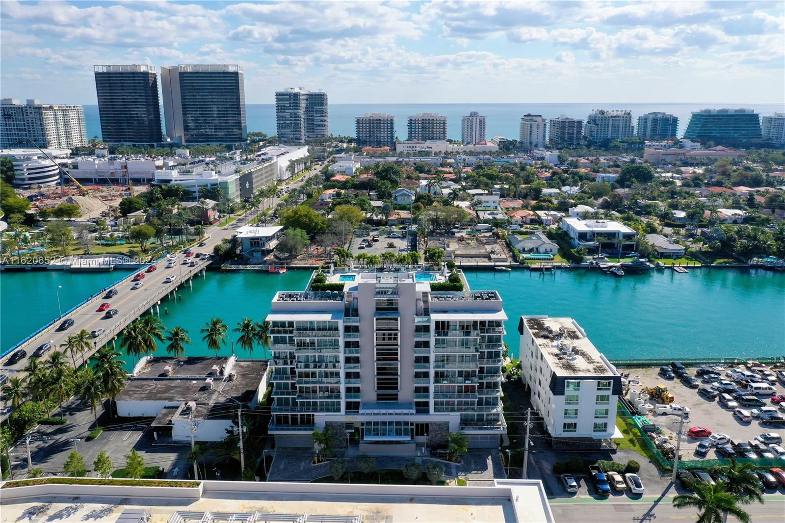 BAY HARBOUR ISLAND - Residential
