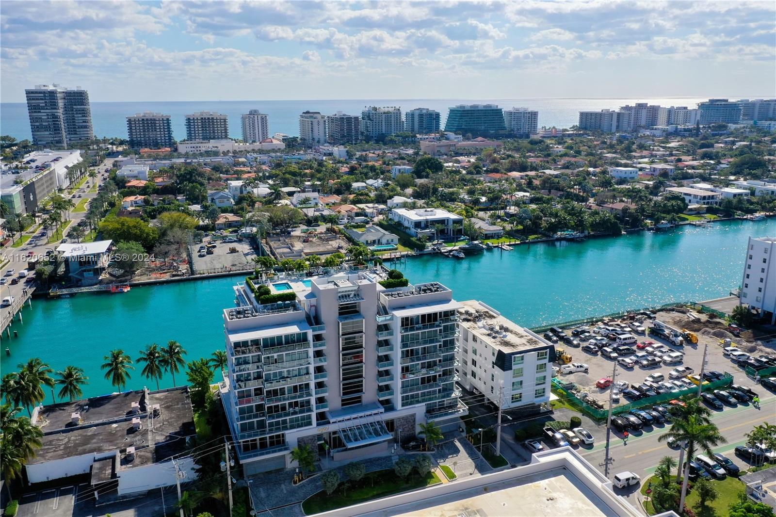 BAY HARBOUR ISLAND - Residential