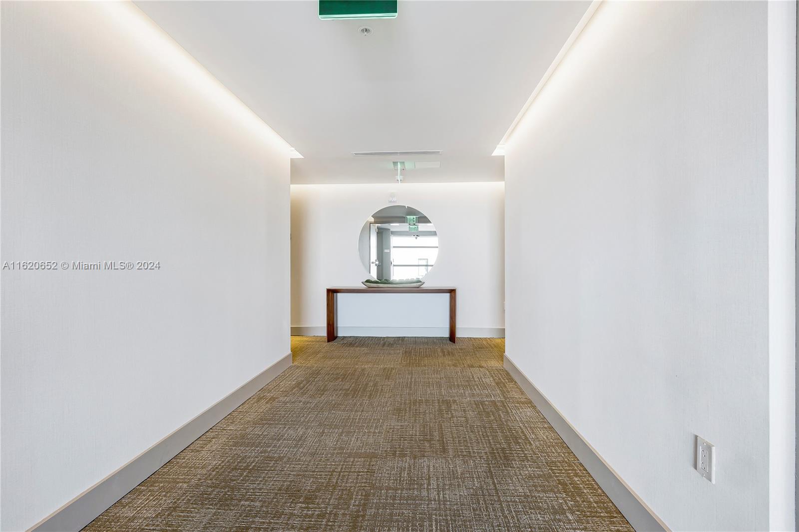 BAY HARBOUR ISLAND - Residential