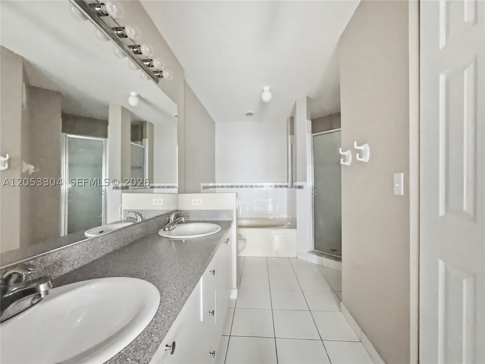TOWNGATE CONDO THREE - Residential Lease